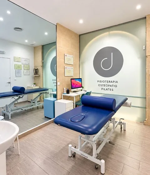 Sala de fisioterapia individual en Clínica Bailío Córdoba
